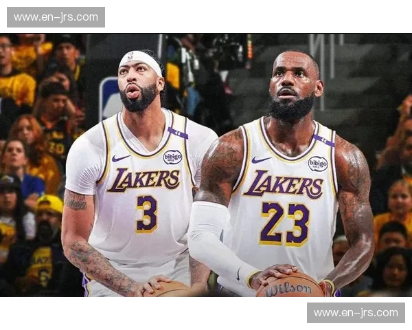 詹姆斯与戴维斯配合愈发默契 湖人内线得分率创新高