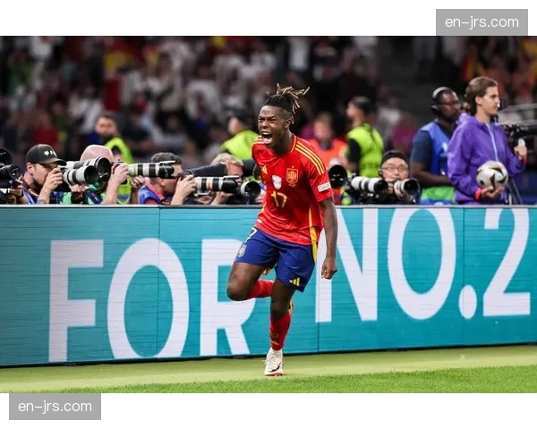 亚马尔右路爆点作用凸显,3月4球入围最佳候选显高效